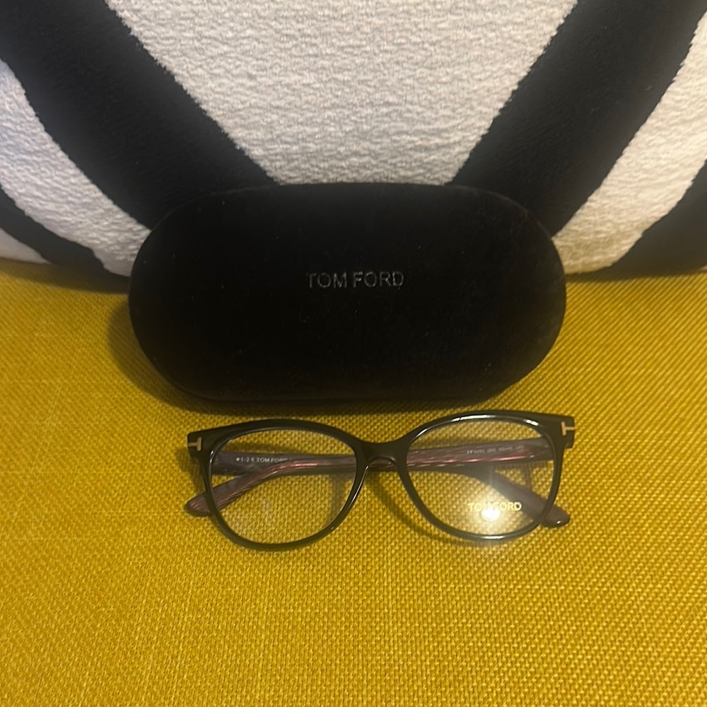 Tom Ford Black Rectangular Glasses